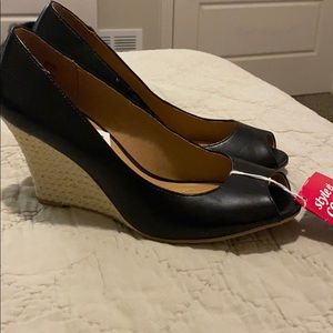 Black Open-Toe Wedges wide-fit